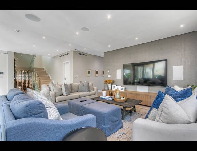 4 BEDROOM CLUSTER FOR SALE IN SUNSET ACRES